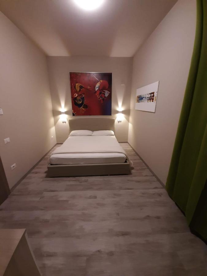 Hotel & Ristorante L'Angoletto In Selci Selci  Exteriör bild